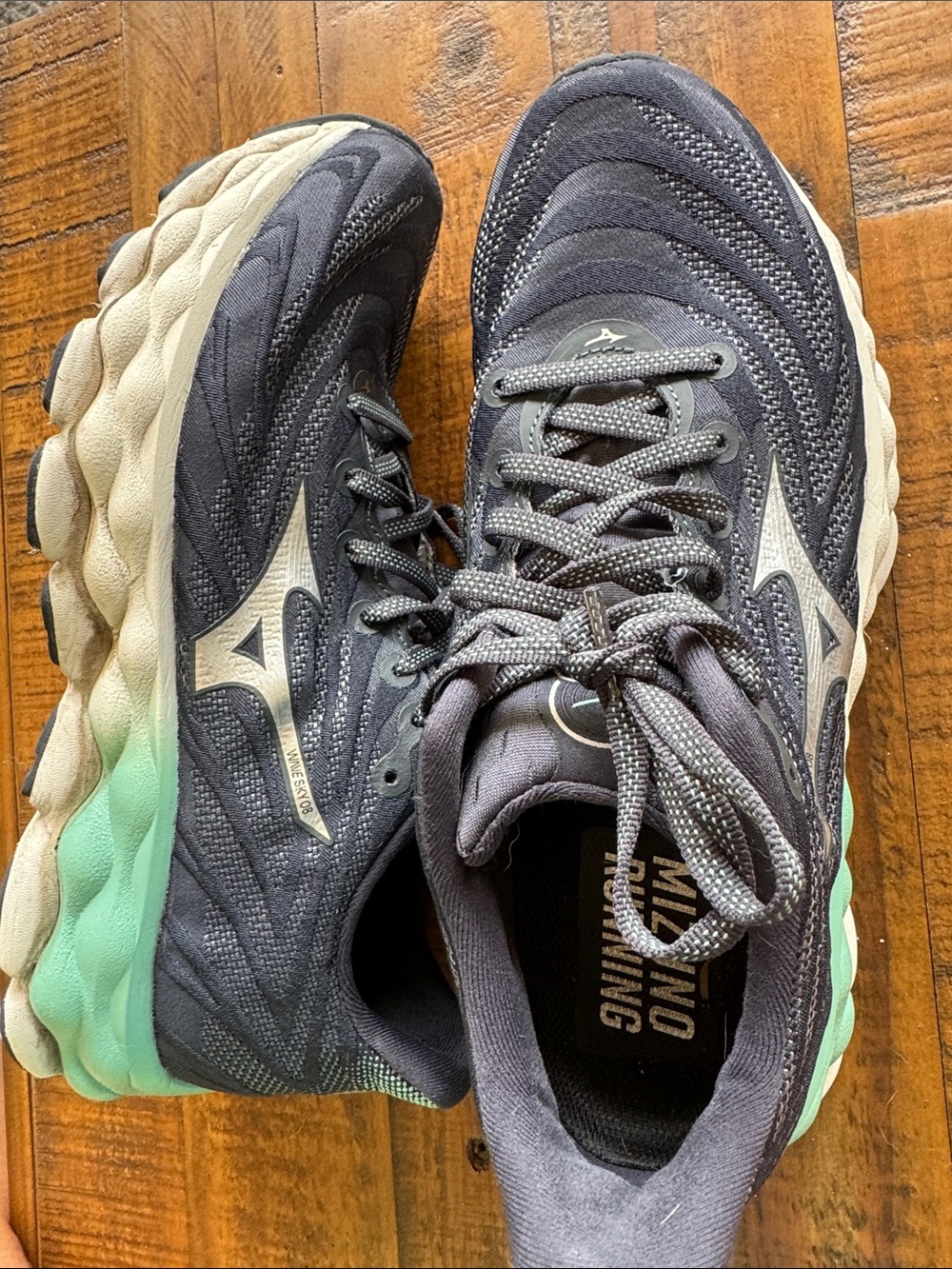 Mizuno Women’s Wave Sky 8